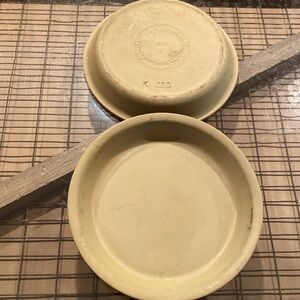 Set of Pampered Chef pie pans